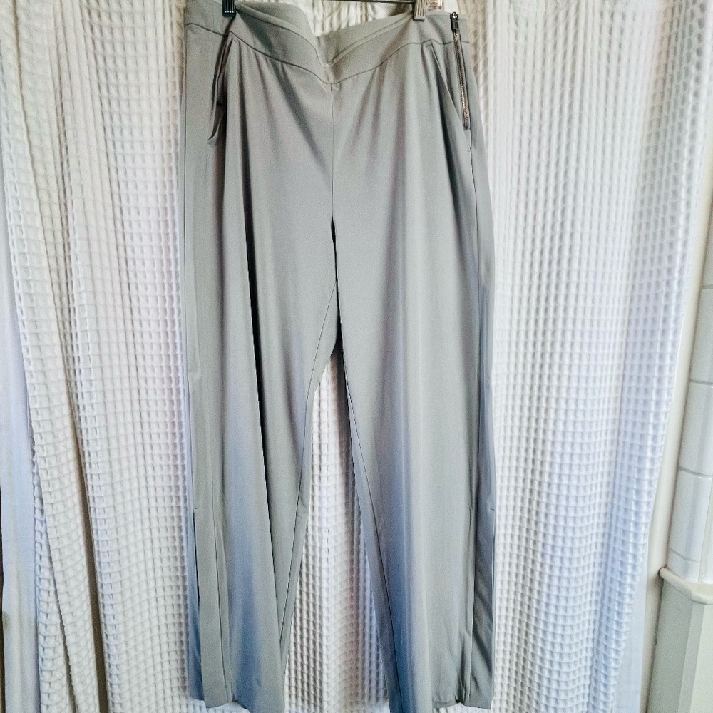 Athleta Gramercy Wide Leg Side Snap Track Trouser Pants Light Grey Sz 16T